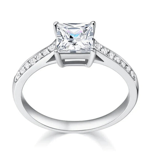 Leontina Gualtieri Ring | White Gold