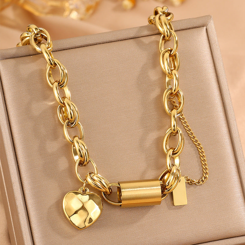 Heartened Chunky Necklace | White Gold