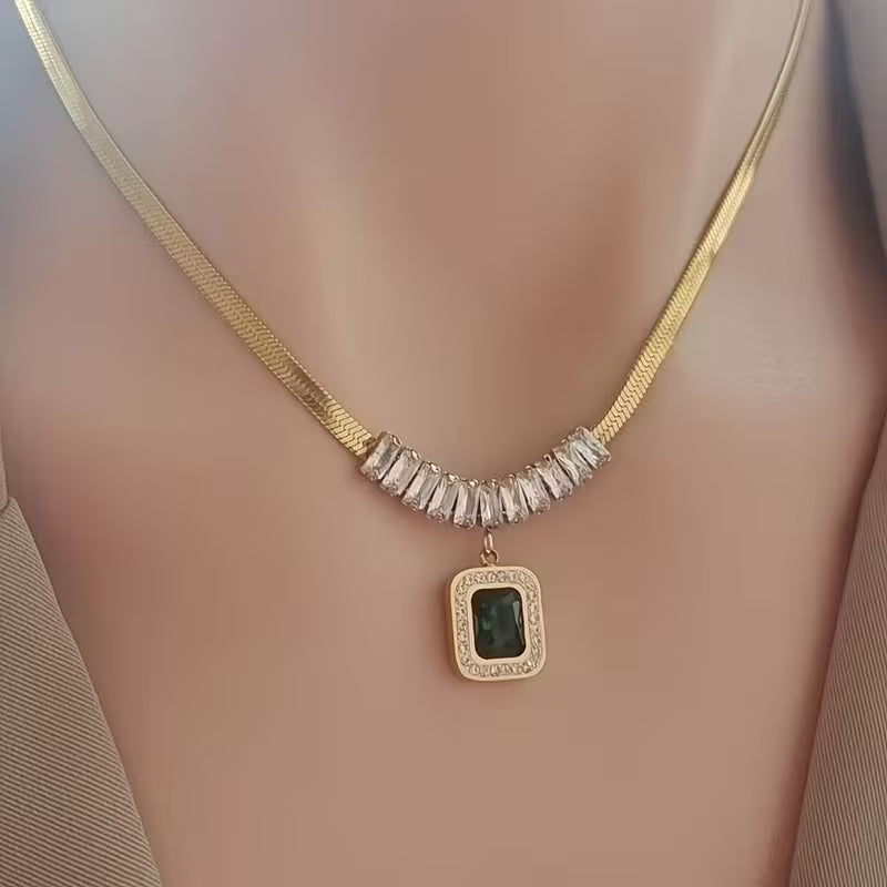 Regalia Prism Emerald Necklace | Gold