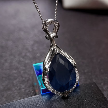 Alindra Feymorra Necklace | White Gold